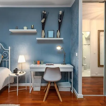 Luxury Ponthieu & Champs-elysees Apartment Paris