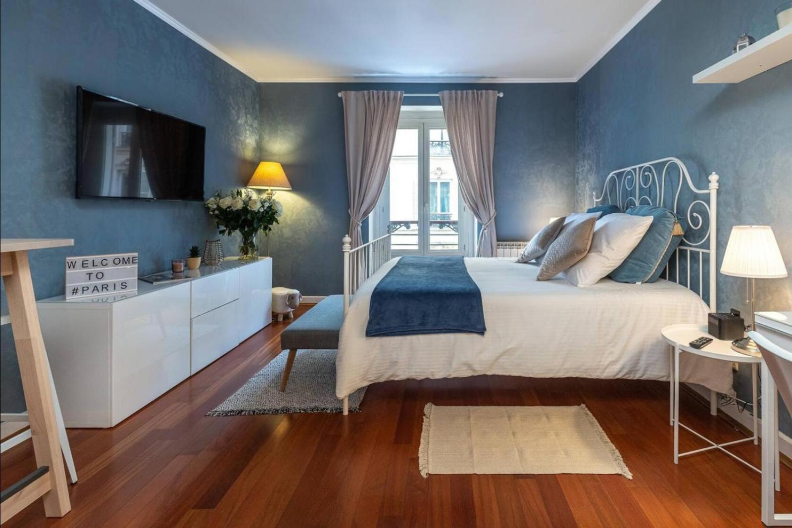 Luxury Ponthieu & Champs-elysees Apartment